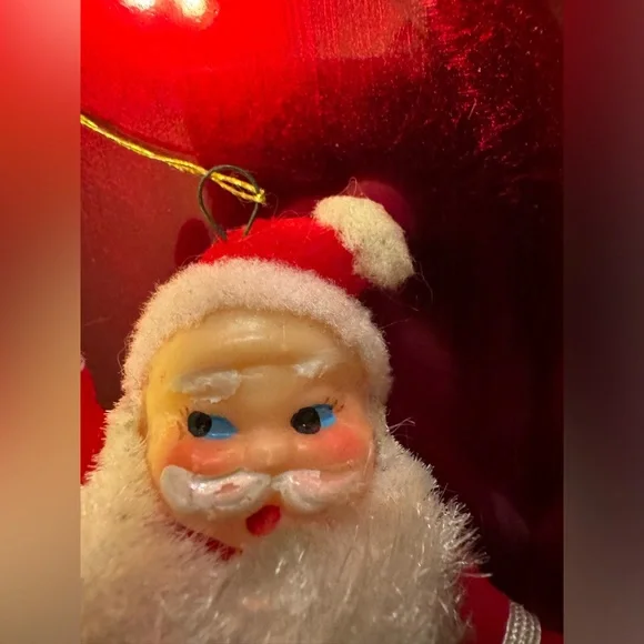 2 Vintage Santa ornaments made in Japan. - Picture 6 of 7